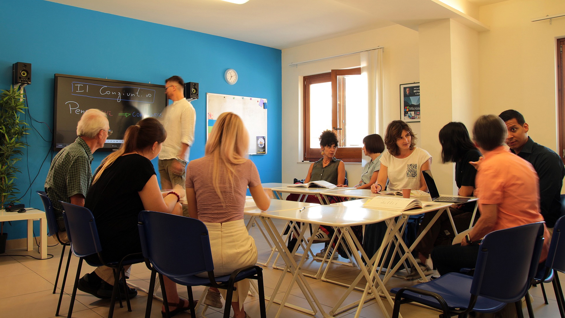 Italian-courses-in-a-group.